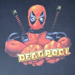 Super soft mens Deadpool shirt - Size L
